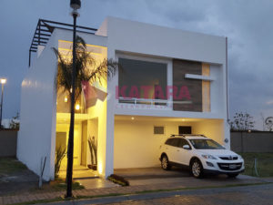 CONSTRUCCION DE CASA EN LOMAS DE ANGELOPOLIS PUEBLA